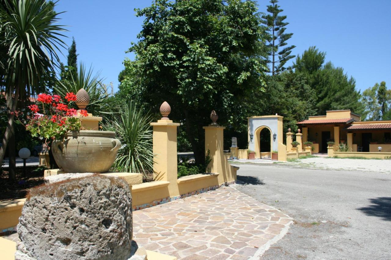 Hotel Villa Rita Paestum Ngoại thất bức ảnh
