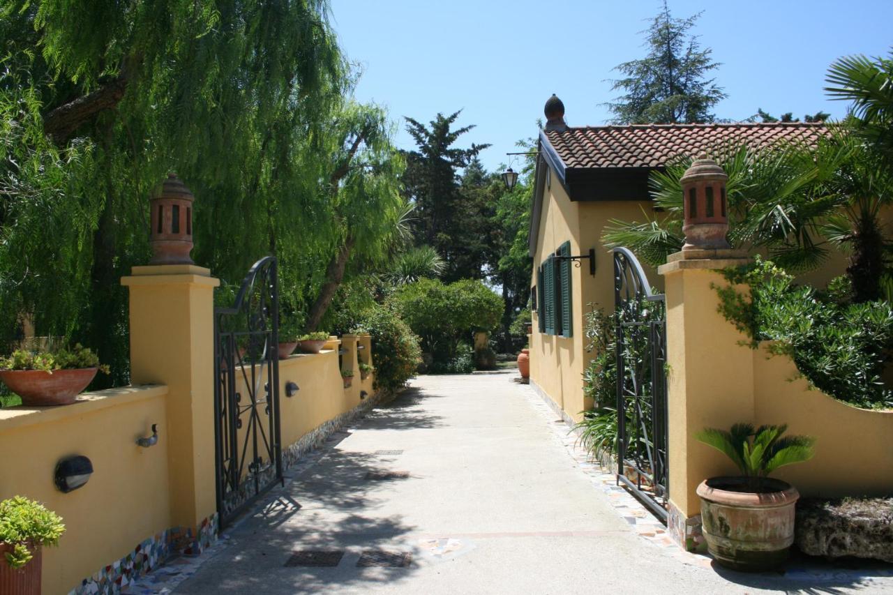 Hotel Villa Rita Paestum Ngoại thất bức ảnh